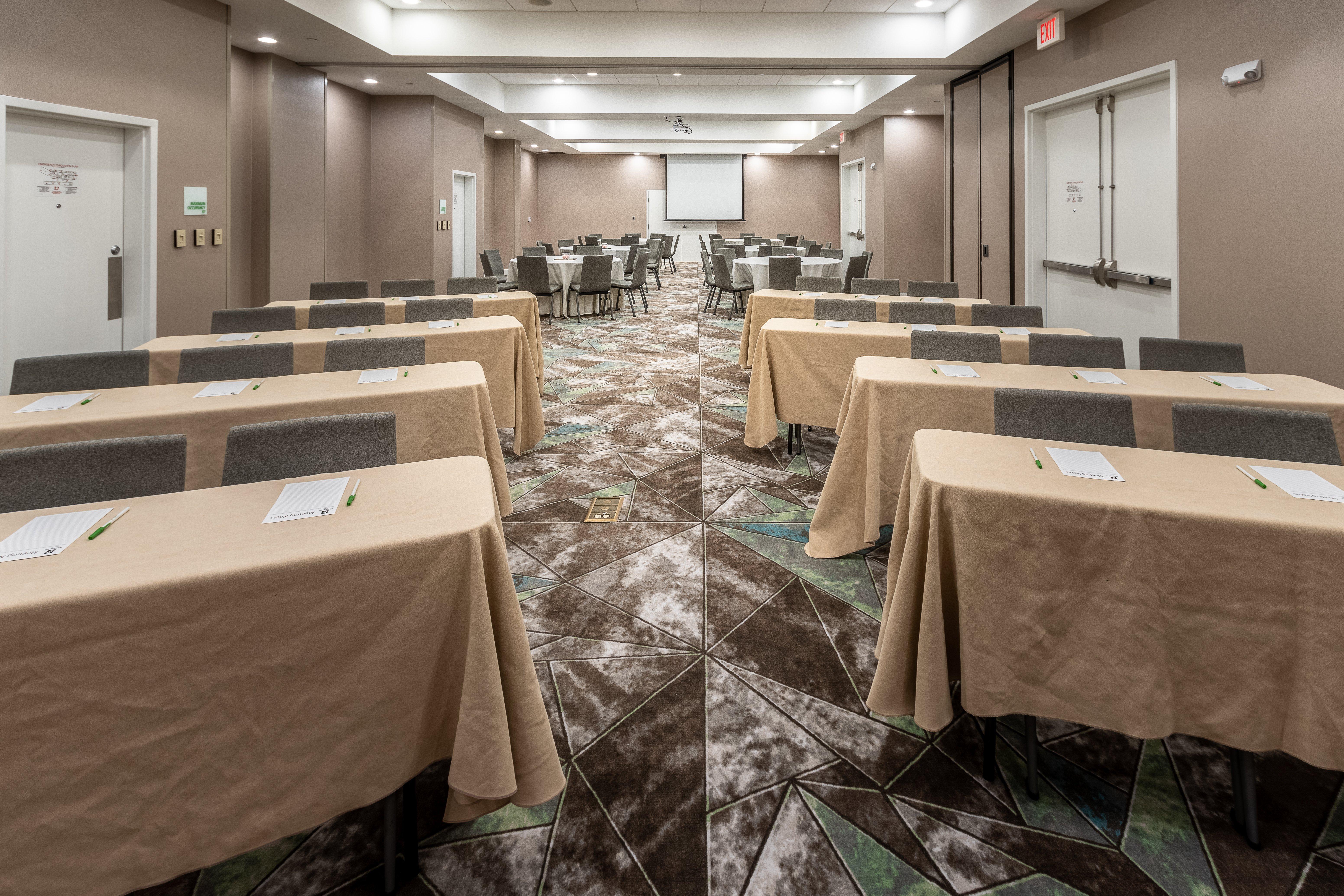 Holiday Inn Hotel & Suites Memphis-Wolfchase Galleria By Ihg Exterior photo