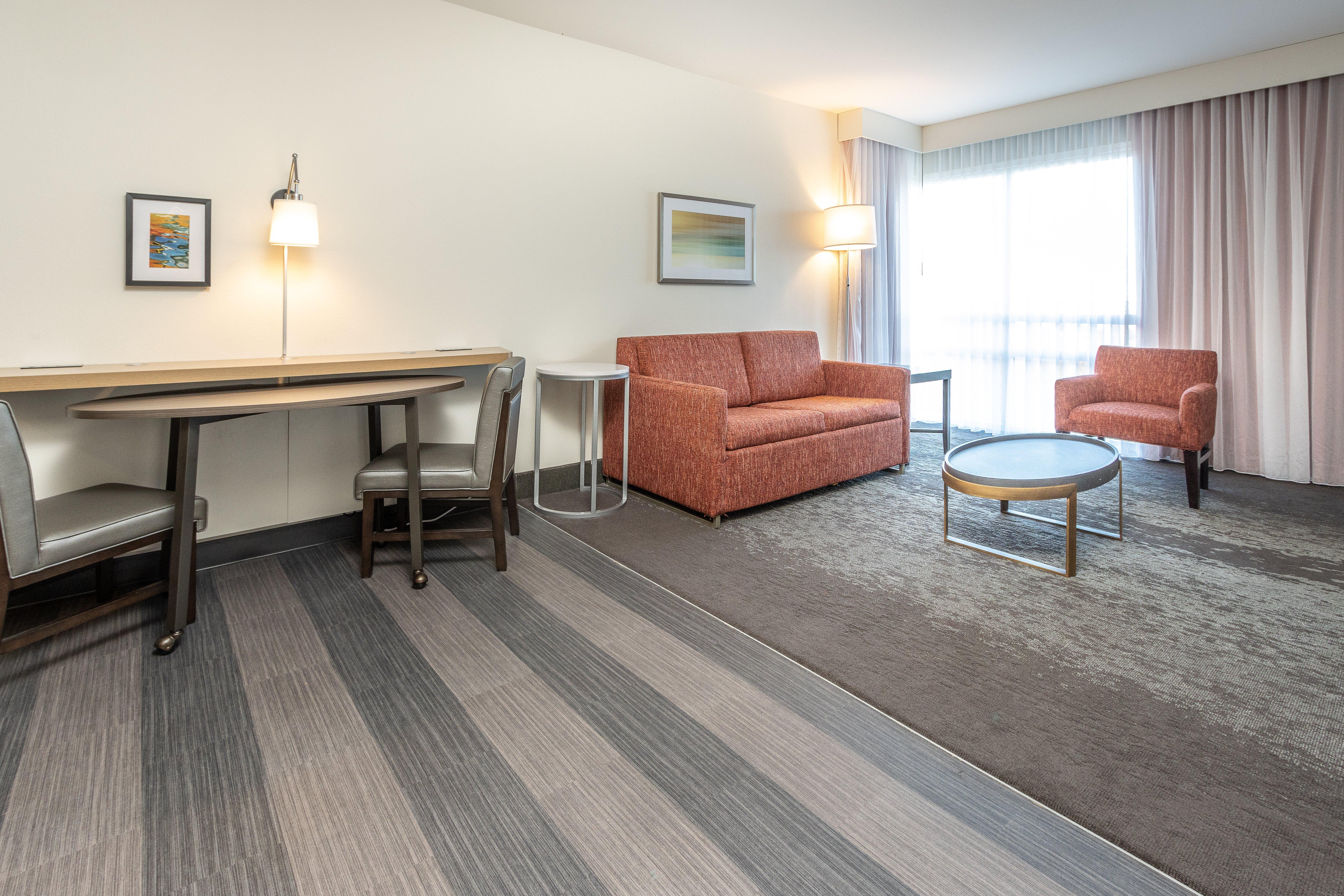 Holiday Inn Hotel & Suites Memphis-Wolfchase Galleria By Ihg Exterior photo