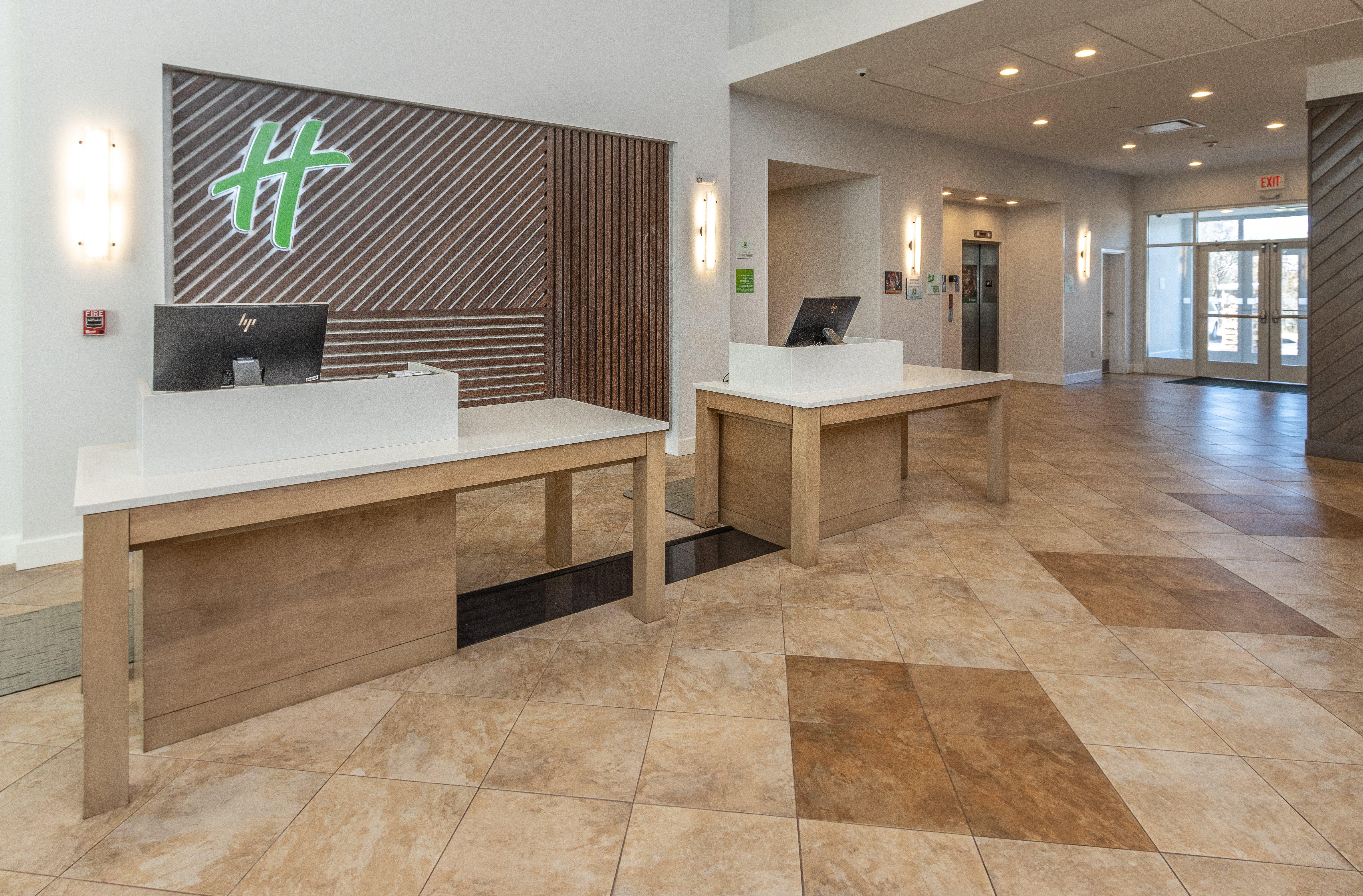 Holiday Inn Hotel & Suites Memphis-Wolfchase Galleria By Ihg Exterior photo